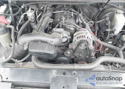 2010 Cadillac Escalade Luxury из США, поврежденный, VIN 1GYUKBEF1AR158861